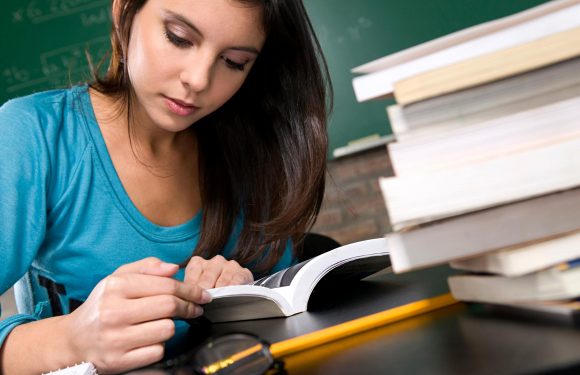 Under the trade war, should we study in the United States?